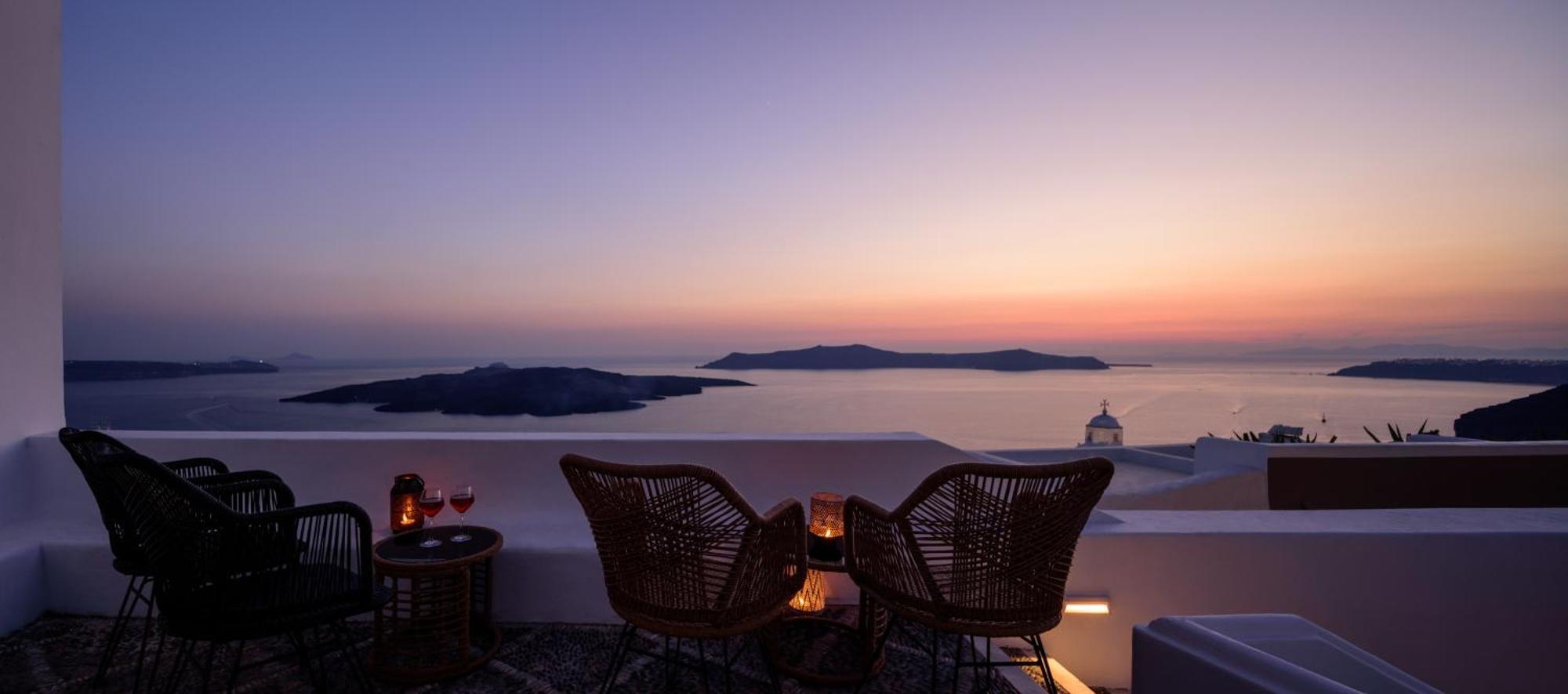 Anemos Family Suites Fira  Exterior photo